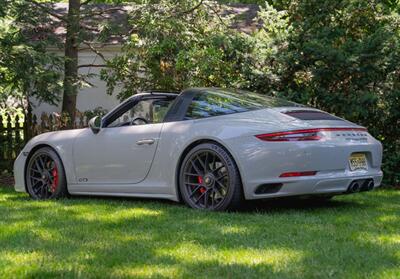 2018 Porsche 911 Targa 4 GTS - Photo 10 - Peapack & Gladstone, NJ 07977