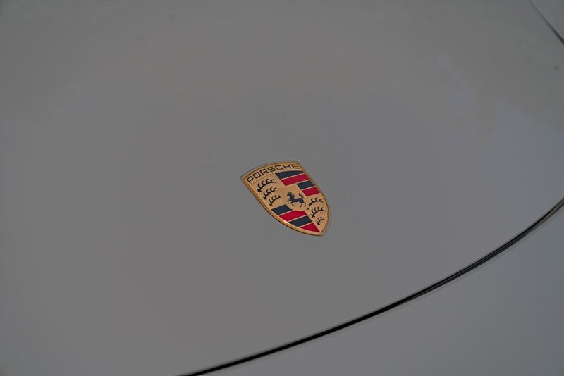 2018 Porsche 911 GTS - Photo 22