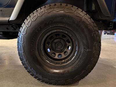 2000 Jeep Wrangler Sport 2dr Sport   - Photo 78 - Peapack & Gladstone, NJ 07977