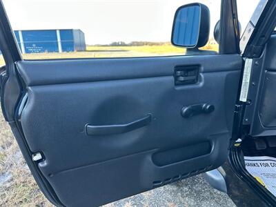 2006 Jeep Wrangler Sport 6-Speed Manual TJ   - Photo 70 - Peapack & Gladstone, NJ 07977