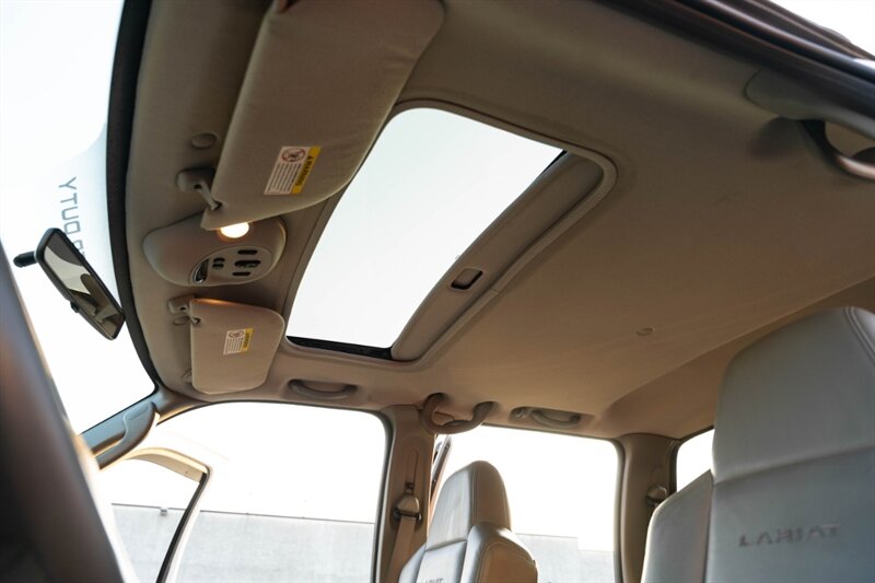 2004 Ford F-350 Super Duty Lariat - Photo 27
