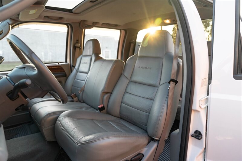 2004 Ford F-350 Super Duty Lariat - Photo 21