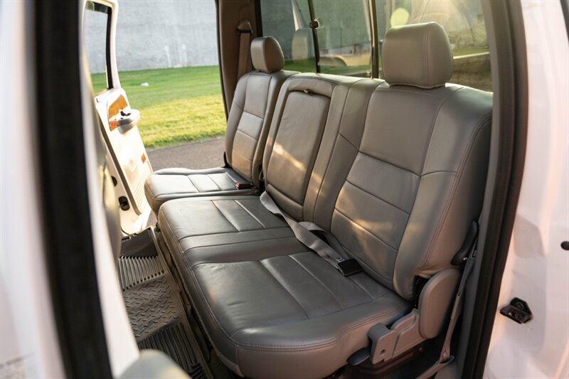 2004 Ford F-350 Super Duty Lariat - Photo 29