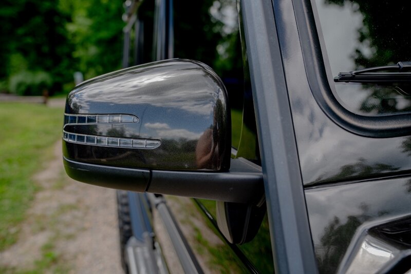 2013 Mercedes-Benz G550 4×4 in Peridot Brown Metallic, exterior photo 24
