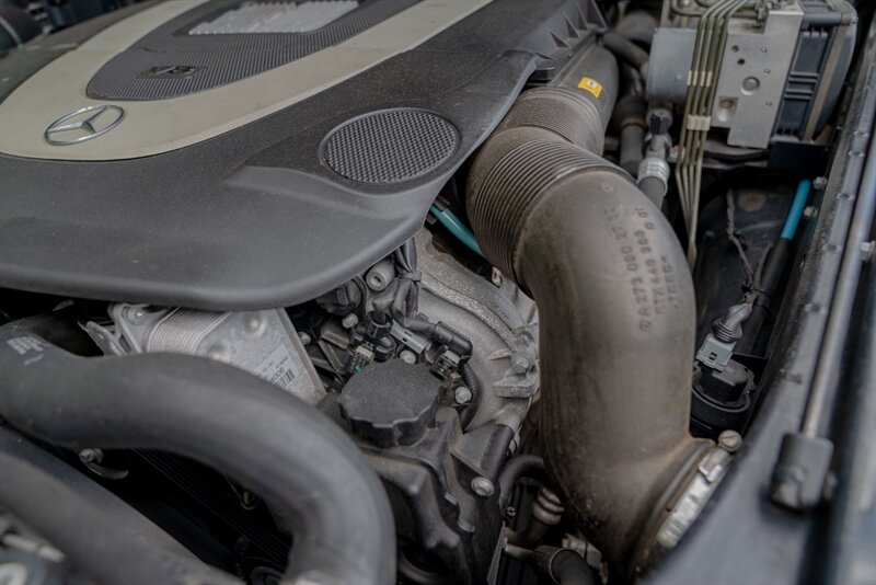 2013 Mercedes-Benz G550 4×4 in Peridot Brown Metallic, engine photo 6