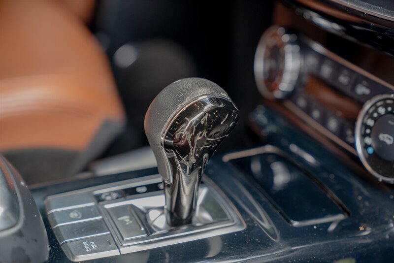2013 Mercedes-Benz G550 4×4 in Peridot Brown Metallic, interior photo 12
