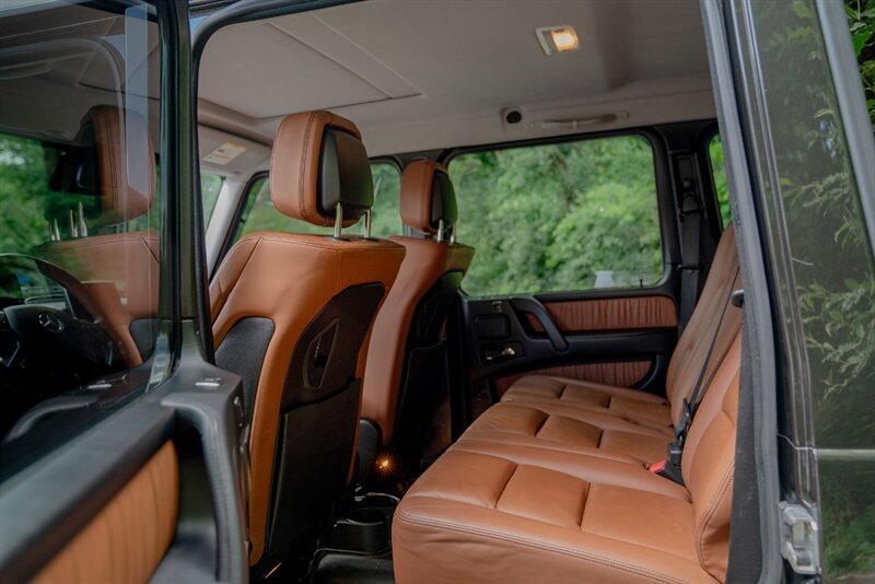 2013 Mercedes-Benz G550 4×4 in Peridot Brown Metallic, interior photo 27