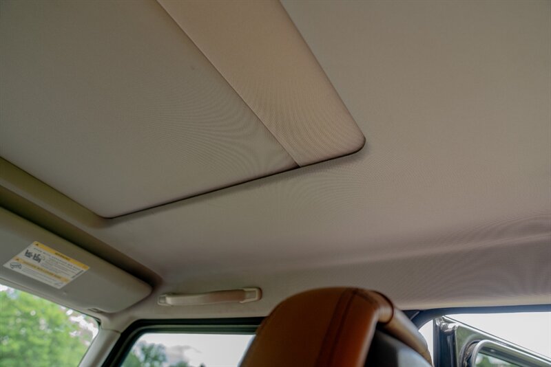 2013 Mercedes-Benz G550 4×4 in Peridot Brown Metallic, interior photo 35