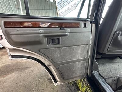 1991 Land Rover Range Rover Vogue SE   - Photo 19 - Far Hills, NJ 07931