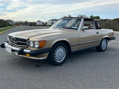 1988 Mercedes-Benz 560 SL   - Photo 1 - Peapack & Gladstone, NJ 07977