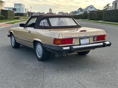 1988 Mercedes-Benz 560 SL   - Photo 27 - Peapack & Gladstone, NJ 07977
