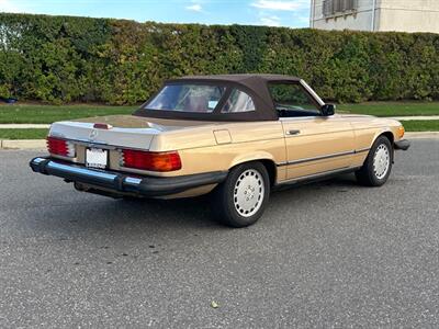 1988 Mercedes-Benz 560 SL   - Photo 23 - Peapack & Gladstone, NJ 07977