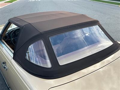 1988 Mercedes-Benz 560 SL   - Photo 30 - Peapack & Gladstone, NJ 07977