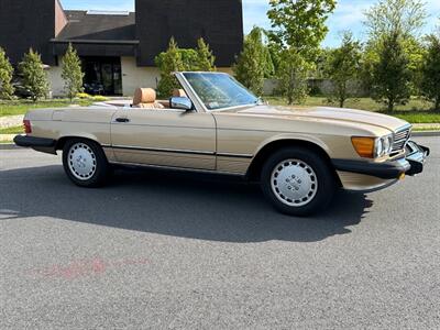 1988 Mercedes-Benz 560 SL   - Photo 3 - Peapack & Gladstone, NJ 07977