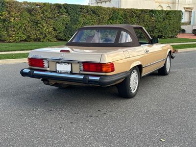 1988 Mercedes-Benz 560 SL   - Photo 24 - Peapack & Gladstone, NJ 07977
