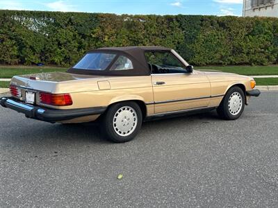 1988 Mercedes-Benz 560 SL   - Photo 22 - Peapack & Gladstone, NJ 07977