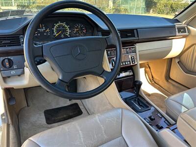 1995 Mercedes-Benz E 320   - Photo 17 - Far Hills, NJ 07931