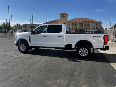 2023 Ford F-250 Super Duty XLT   - Photo 5 - Albuquerque, NM 87107