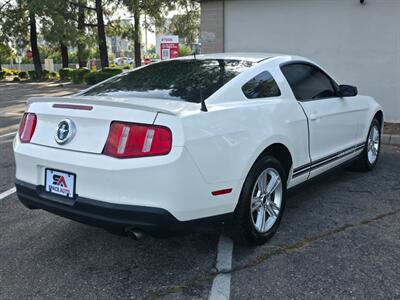 2010 Ford Mustang V6 Premium   - Photo 6 - Sacramento, CA 95815