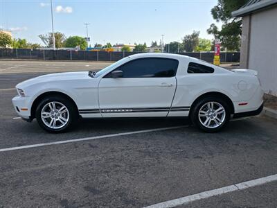 2010 Ford Mustang V6 Premium   - Photo 9 - Sacramento, CA 95815