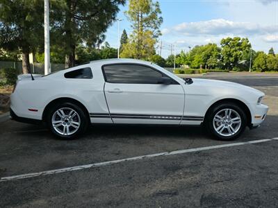 2010 Ford Mustang V6 Premium   - Photo 5 - Sacramento, CA 95815