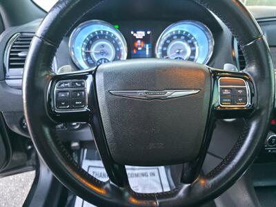 2014 Chrysler 300 Series S   - Photo 16 - Sacramento, CA 95815