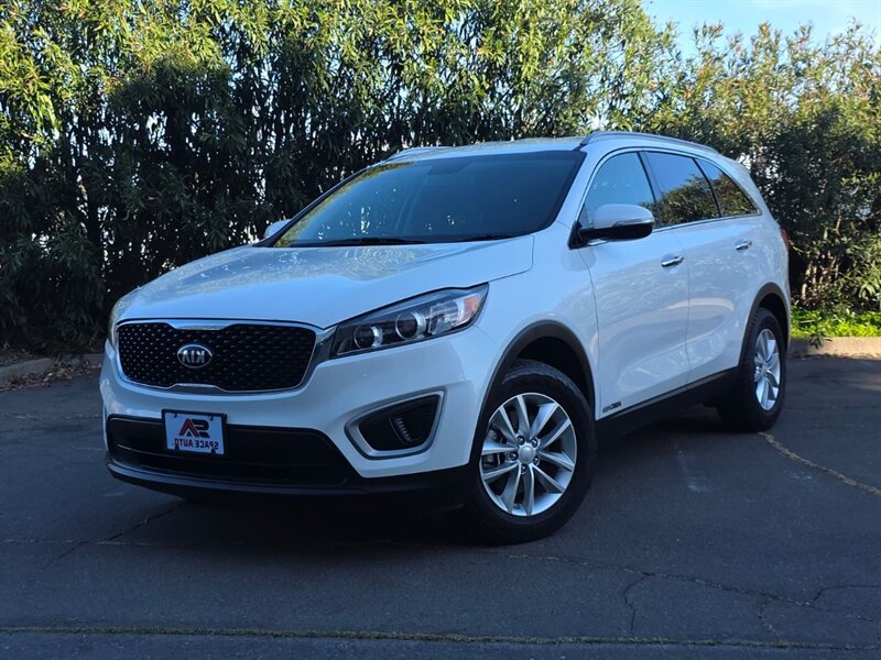 2016 Kia Sorento LX V6   - Photo 1 - Sacramento, CA 95815