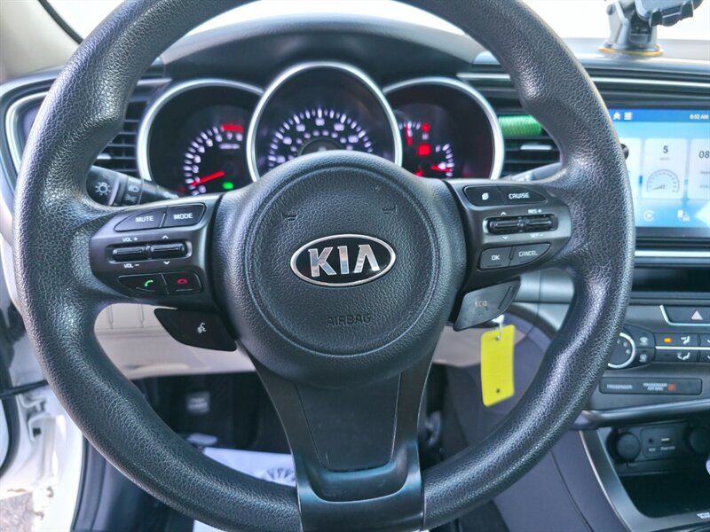 2015 Kia Optima LX - Photo 16 - Sacramento, CA 95815