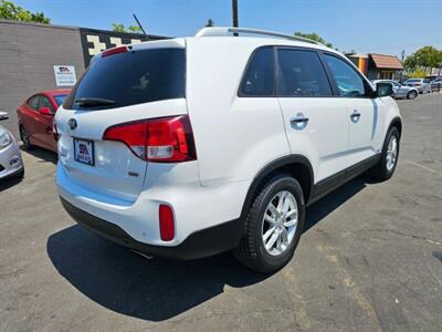 2014 Kia Sorento LX Sport Utility 4D   - Photo 5 - Sacramento, CA 95821