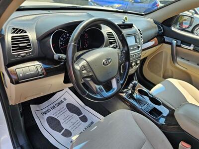 2014 Kia Sorento LX Sport Utility 4D   - Photo 12 - Sacramento, CA 95821