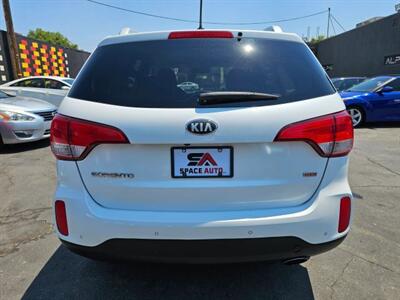 2014 Kia Sorento LX Sport Utility 4D   - Photo 6 - Sacramento, CA 95821