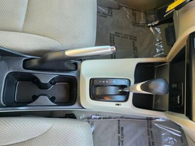 2012 Honda Civic Hybrid Sedan 4D   - Photo 17 - Sacramento, CA 95821