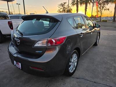 2012 Mazda Mazda3 i Grand Touring Hatchback 4D   - Photo 7 - Sacramento, CA 95821
