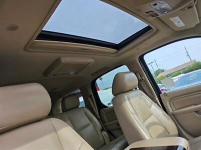 2011 Cadillac Escalade Hybrid Hybrid Sport Utility 4D   - Photo 15 - Sacramento, CA 95821