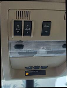 2011 Cadillac Escalade Hybrid Hybrid Sport Utility 4D   - Photo 20 - Sacramento, CA 95821