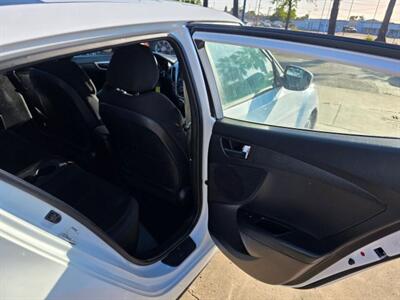 2017 Hyundai VELOSTER Coupe 3D - Photo 15 - Sacramento, CA 95821