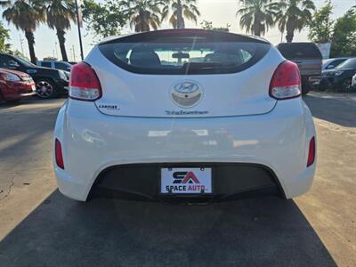 2017 Hyundai VELOSTER Coupe 3D - Photo 7 - Sacramento, CA 95821