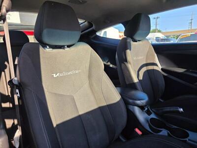 2017 Hyundai VELOSTER Coupe 3D - Photo 20 - Sacramento, CA 95821
