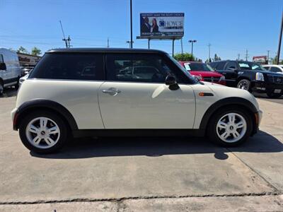 2006 MINI Cooper Hatchback 2D - Photo 5 - Sacramento, CA 95821