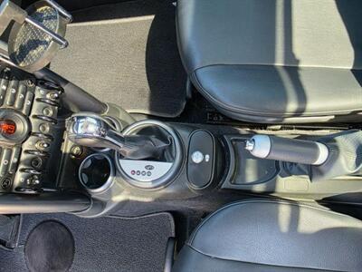 2006 MINI Cooper Hatchback 2D - Photo 14 - Sacramento, CA 95821