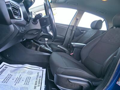 2018 Kia Rio EX - Photo 11 - Sacramento, CA 95815