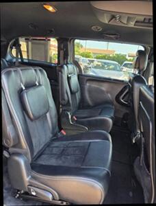 2017 Dodge Grand Caravan SXT Minivan 4D   - Photo 28 - Sacramento, CA 95821