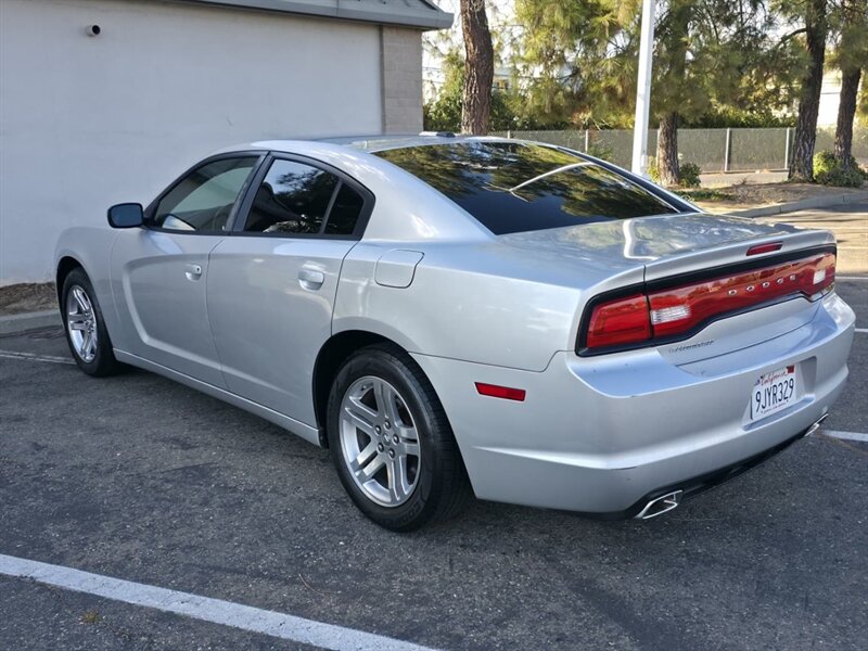 2012 Dodge Charger SE - Photo 5 - Sacramento, CA 95815
