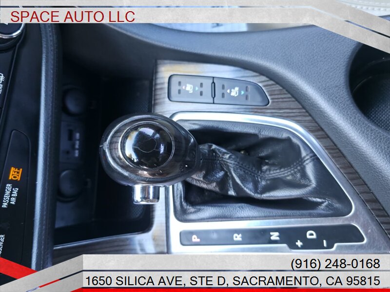 2011 Kia Optima EX Luxury - Photo 14 - Sacramento, CA 95815