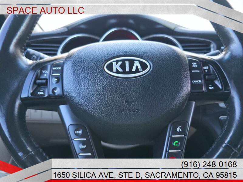 2011 Kia Optima EX Luxury - Photo 17 - Sacramento, CA 95815