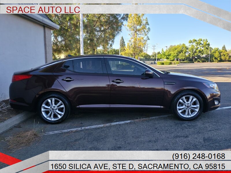 2011 Kia Optima EX Luxury - Photo 5 - Sacramento, CA 95815