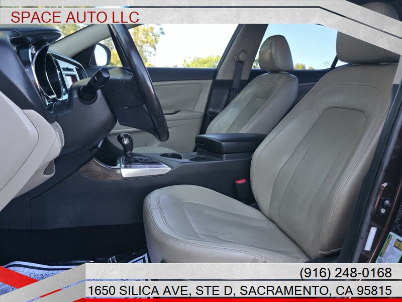 2011 Kia Optima EX Luxury - Photo 12 - Sacramento, CA 95815