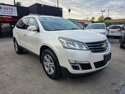 2015 Chevrolet Traverse LT Sport Utility 4D   - Photo 9 - Sacramento, CA 95821