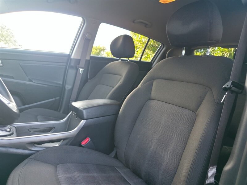 2012 Kia Sportage LX - Photo 14 - Sacramento, CA 95815