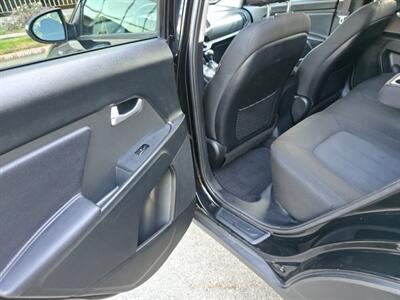 2012 Kia Sportage LX - Photo 17 - Sacramento, CA 95815